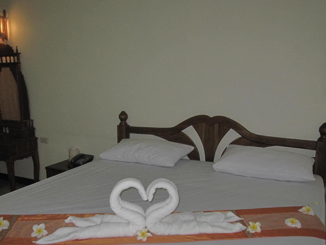 Veerasuda Condotel Ratchaburi エクステリア 写真
